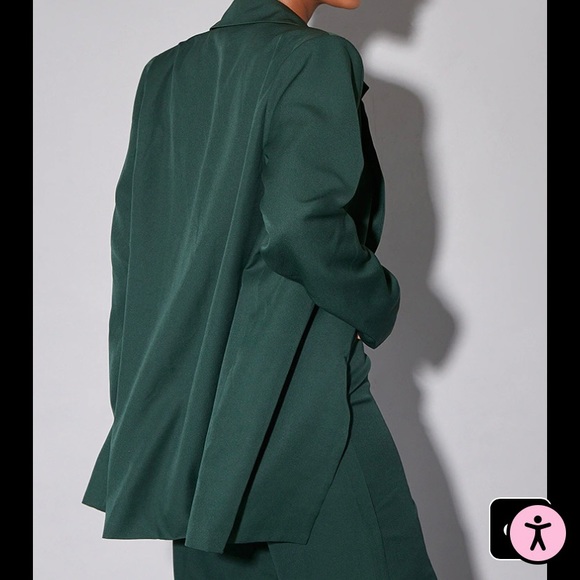 Green Women’s Suit (Full Set) - Picture 2 of 6